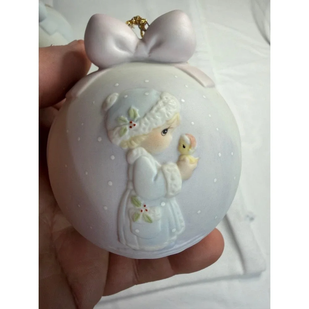 Precious Moments 1991 1992 Masterpiece Series Ornament Set 526940 527734 Enesco